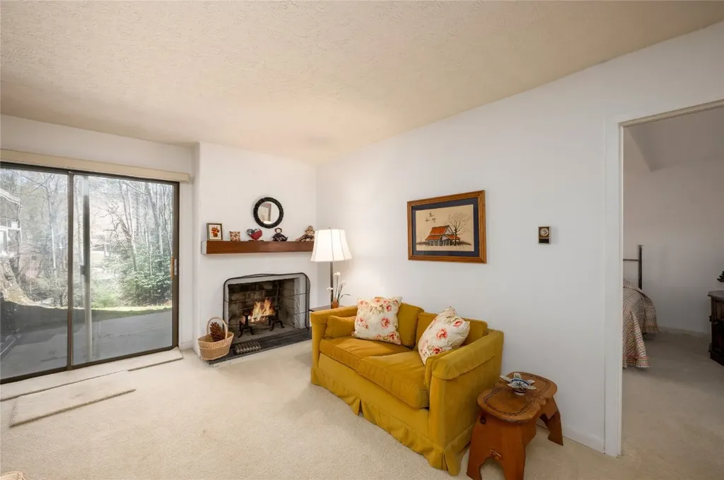 99 Dogwood Knob Lane Sapphire NC 28774