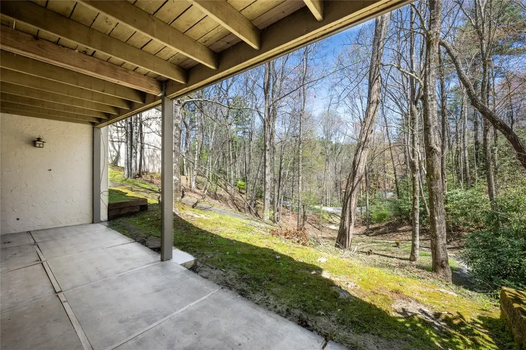 99 Dogwood Knob Lane Sapphire NC 28774