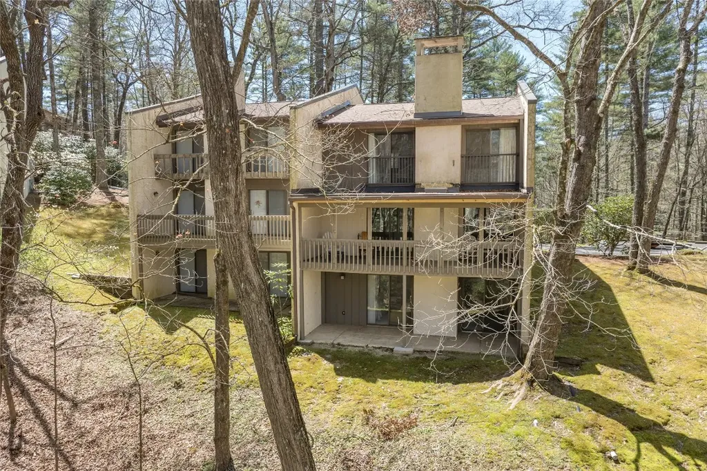 99 Dogwood Knob Lane Sapphire NC 28774