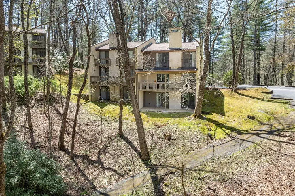 99 Dogwood Knob Lane Sapphire NC 28774