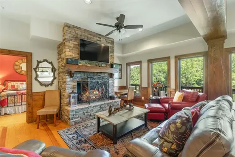 65 W Stone Pointe Lane Cullowhee NC 28723
