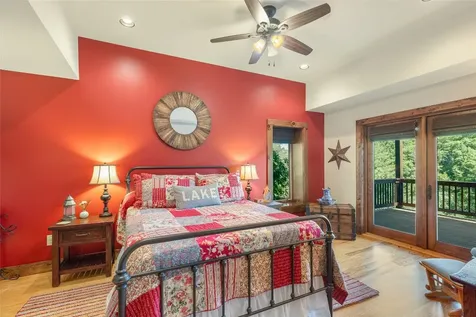65 W Stone Pointe Lane Cullowhee NC 28723