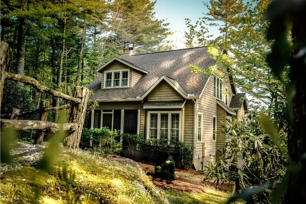 53 Rocky Top Drive Cashiers NC 28717
