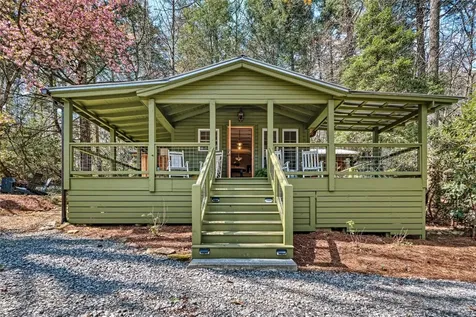 489 Lance Cashiers NC 28717