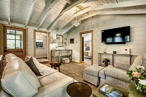 489 Lance Cashiers NC 28717