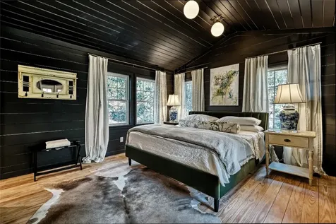 489 Lance Cashiers NC 28717