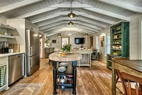 489 Lance Cashiers NC 28717