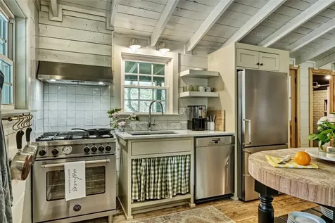 489 Lance Cashiers NC 28717