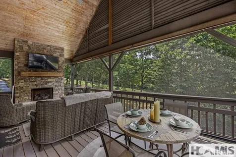 71 Cart Path Cullowhee NC 28723