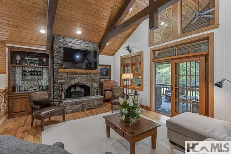 71 Cart Path Cullowhee NC 28723