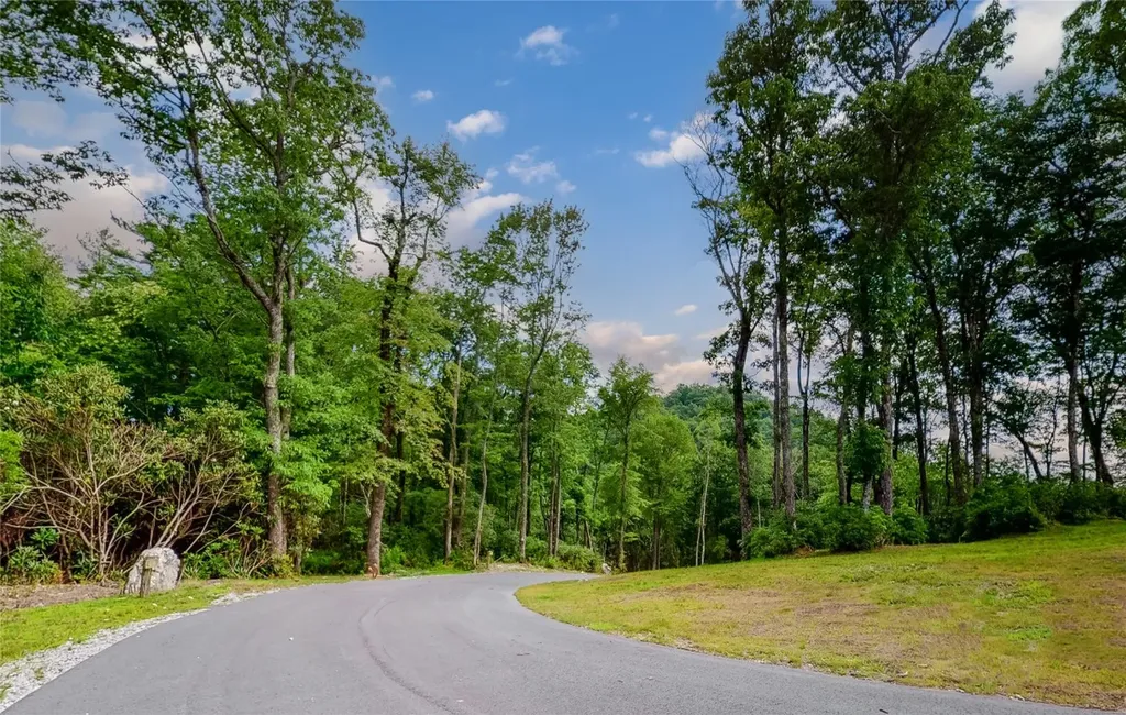 Lot 3 Bear Mor Ridge Highlands NC 28741