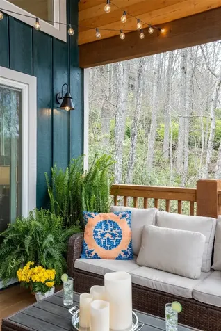1018 N Norton Road Cashiers NC 28717
