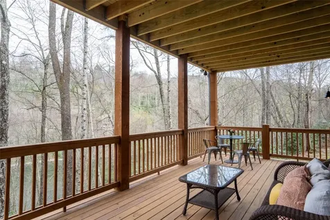 1018 N Norton Road Cashiers NC 28717