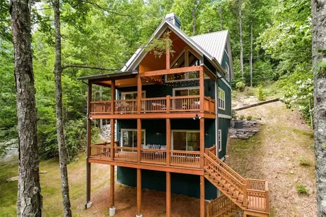 1018 N Norton Road Cashiers NC 28717