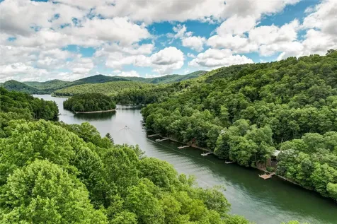 1018 N Norton Road Cashiers NC 28717