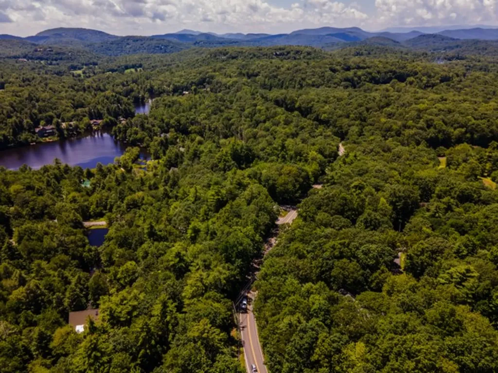 Lot 11 Lake Osseroga Drive Highlands NC 28741