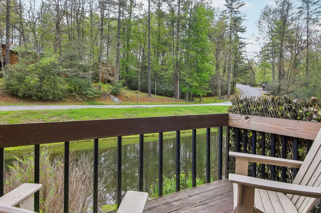 24 Chestnut Ridge Road Sapphire NC 28774