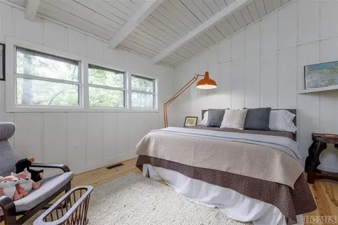 311 Hemlock Drive Highlands NC 28741