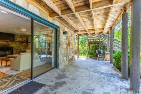 311 Hemlock Drive Highlands NC 28741