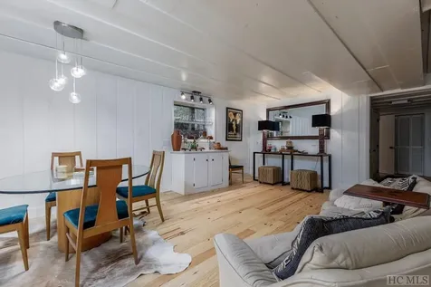 311 Hemlock Drive Highlands NC 28741