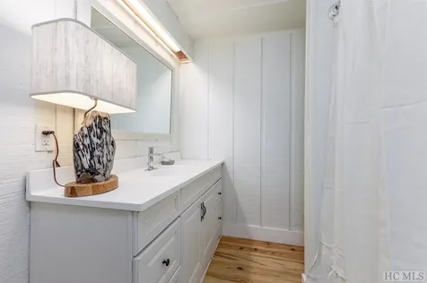 311 Hemlock Drive Highlands NC 28741