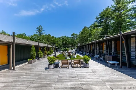 311 Hemlock Drive Highlands NC 28741