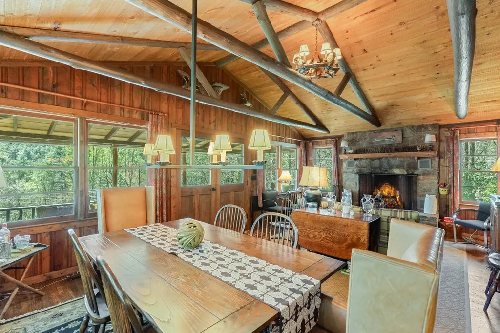 131 Horse Cove Ranch Road Highlands NC 28741