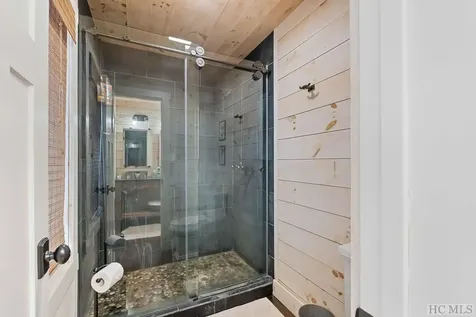 290 Blue Ridge Lane Cashiers NC 28717