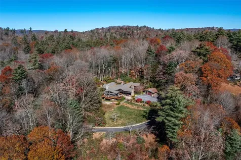 965 Stillmont Circle Cashiers NC 28717