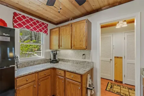 23 Dwarf Mountain Road Sapphire NC 28774