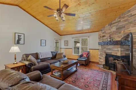 23 Dwarf Mountain Road Sapphire NC 28774