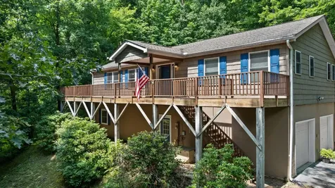 638 Holt Road Highlands NC 28741