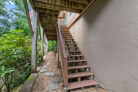 638 Holt Road Highlands NC 28741