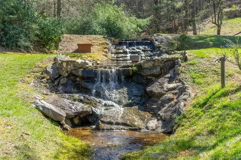 424 Receptive Drive Glenville NC 28736