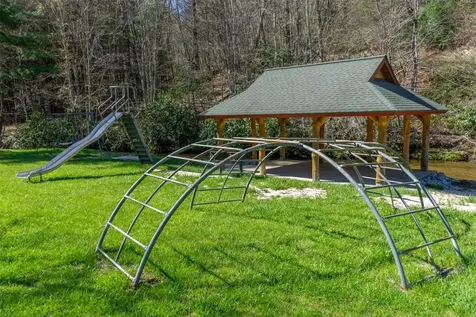 424 Receptive Drive Glenville NC 28736