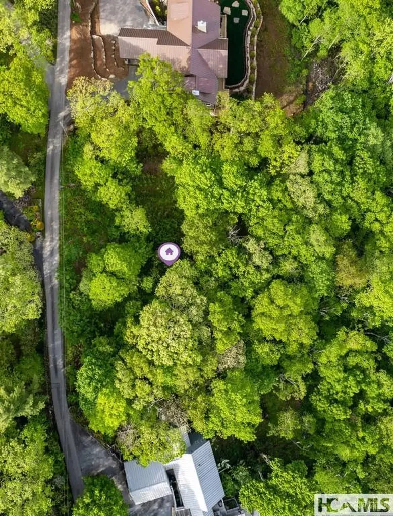 Lo 50a Bobby Jones Road Highlands NC 28741