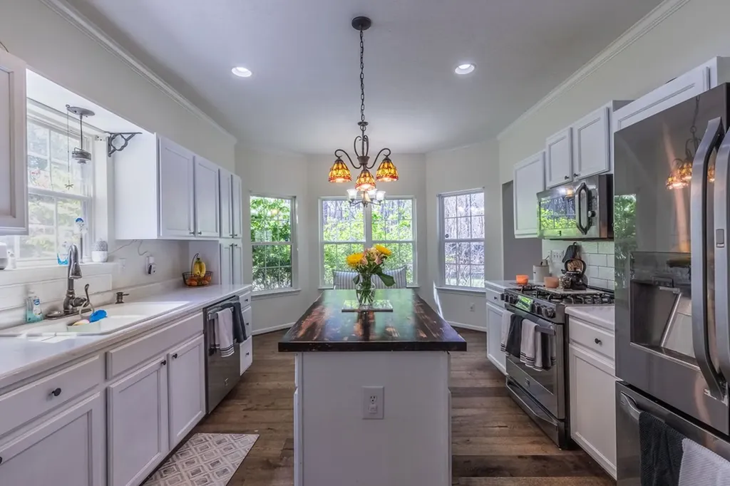 224 Concord Lane Tuckasegee NC 28783