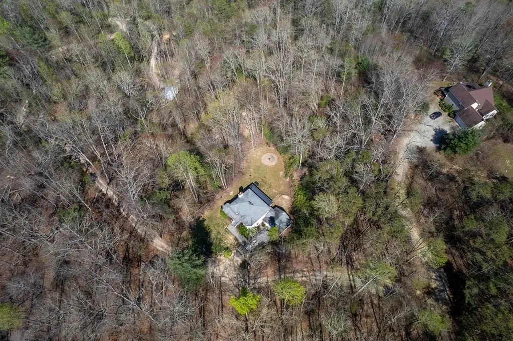 224 Concord Lane Tuckasegee NC 28783