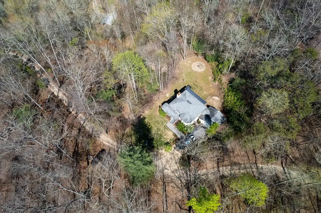 224 Concord Lane Tuckasegee NC 28783