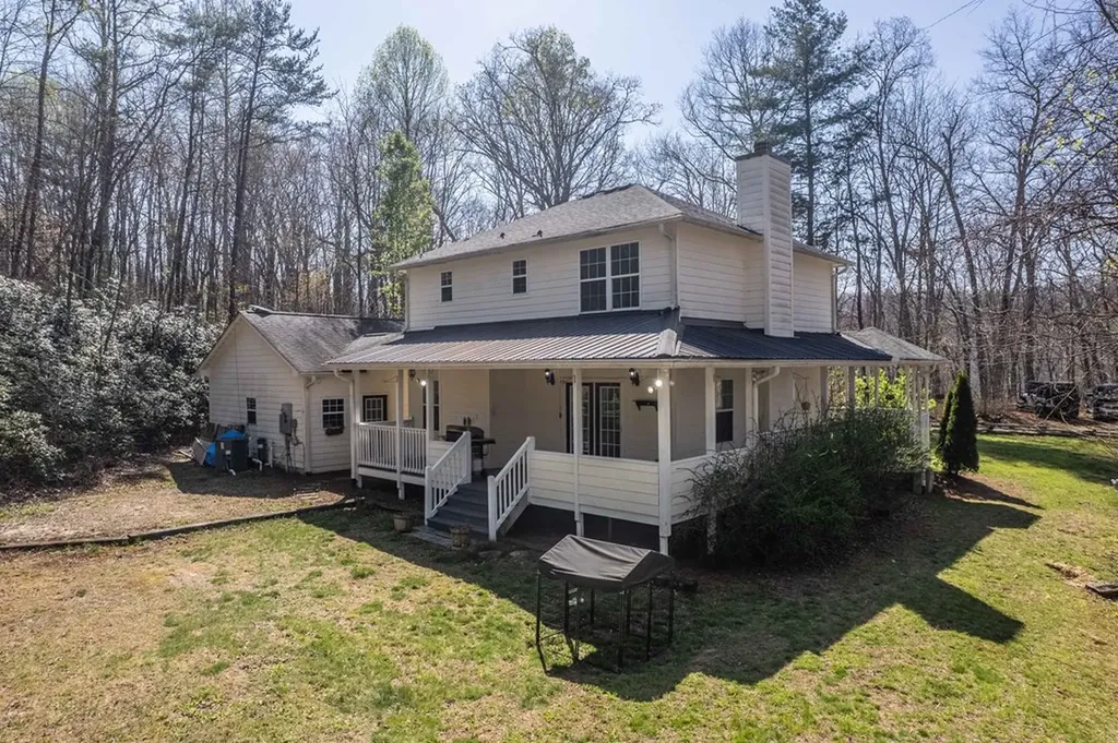 224 Concord Lane Tuckasegee NC 28783