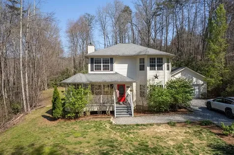 224 Concord Lane Tuckasegee NC 28783