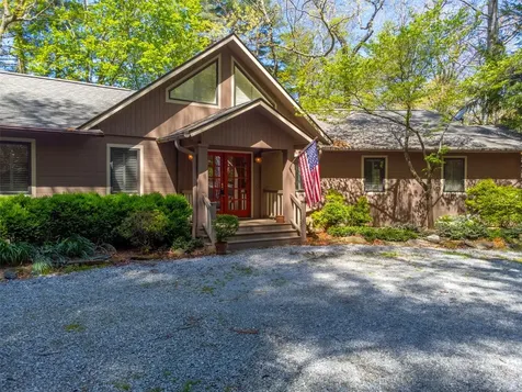 320 Club Drive Sapphire NC 28774