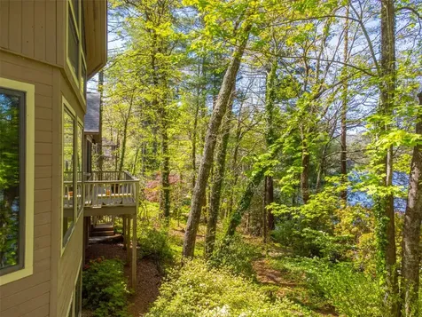 320 Club Drive Sapphire NC 28774