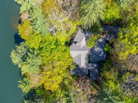 320 Club Drive Sapphire NC 28774