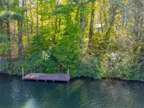 320 Club Drive Sapphire NC 28774