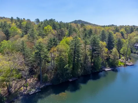 320 Club Drive Sapphire NC 28774