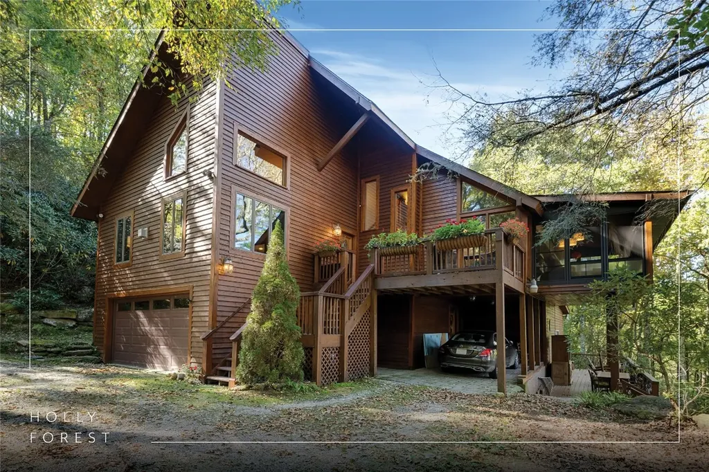 497 Tower Road Sapphire NC 28774