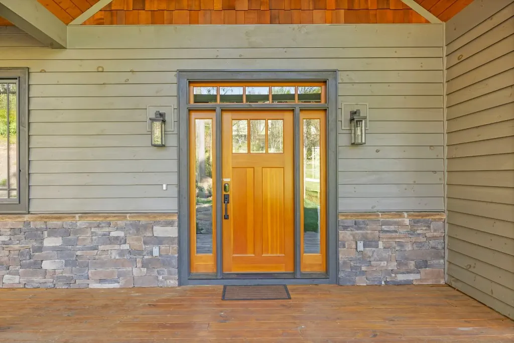 1048 Cherokee Trace Lake Toxaway NC 28747