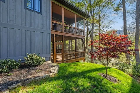 1048 Cherokee Trace Lake Toxaway NC 28747