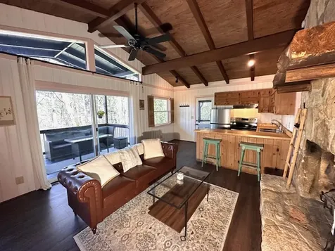 17 W Village Way Sapphire NC 28774